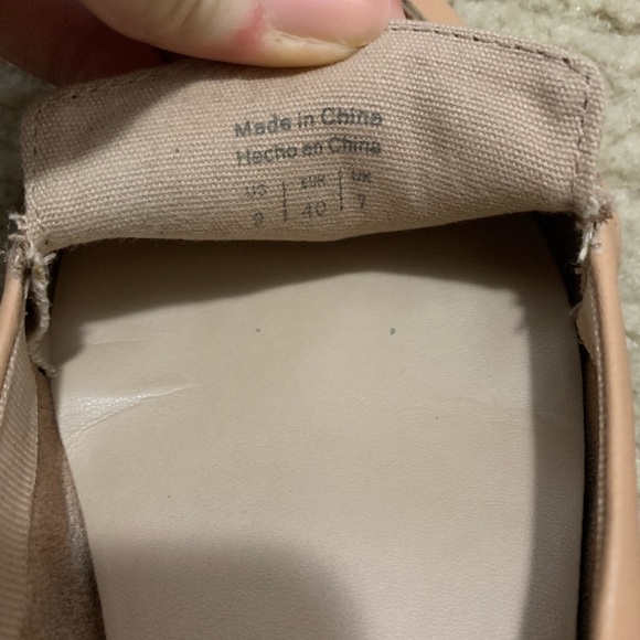 Leather beige flats - Picture 6 of 6